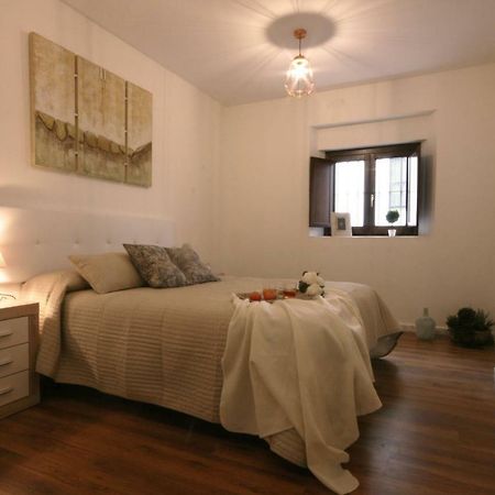 Apartamento Vacacional Carmonaアパートメント エクステリア 写真