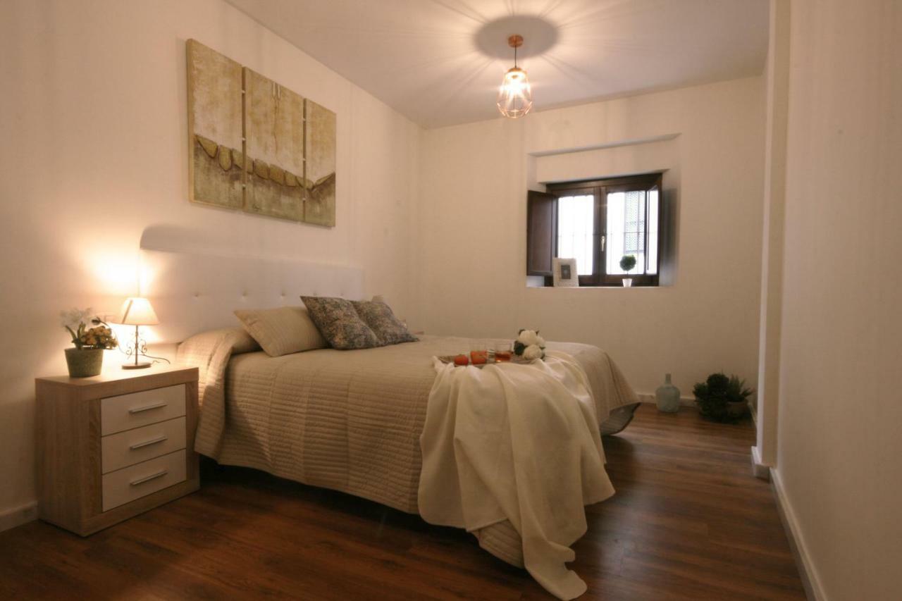 Apartamento Vacacional Carmonaアパートメント エクステリア 写真