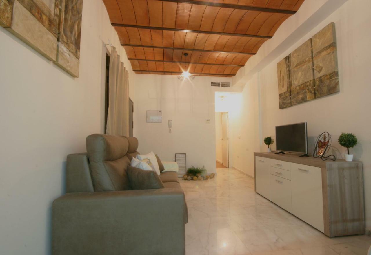Apartamento Vacacional Carmonaアパートメント エクステリア 写真