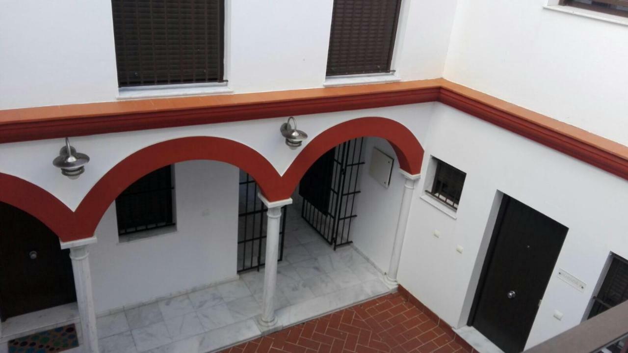 Apartamento Vacacional Carmonaアパートメント エクステリア 写真